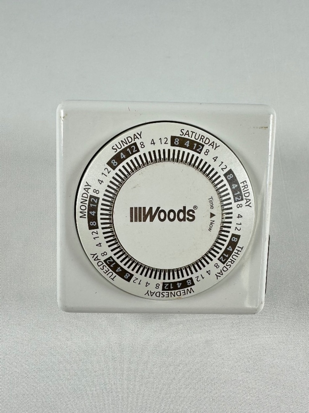 Woods Indoor Mechanical Timer, White, Model# TK-A833USD, Clock Operated Timer